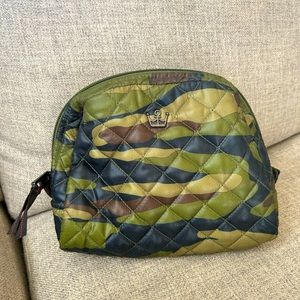 Oliver Thomas KST Cosmetic Case Medium in Camo